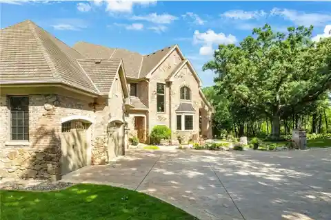 Timeless Elegance in a Serene Setting