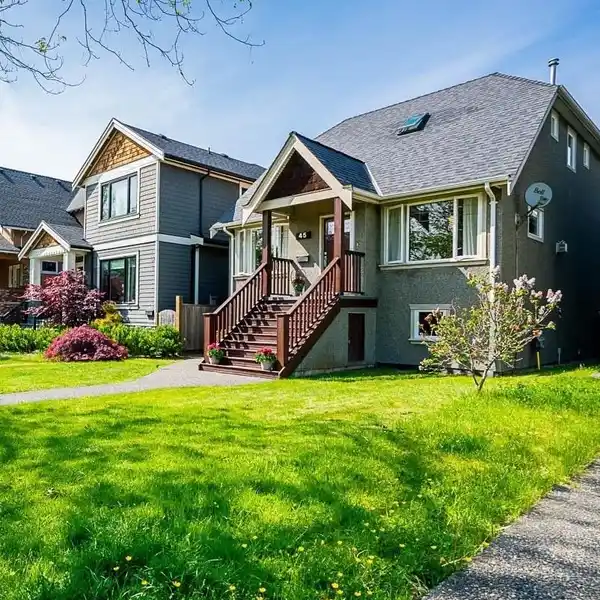 LOVELY RENOVATED AND EXTENDED HOME