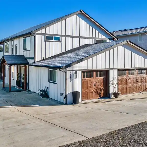 CUSTOM-BUILT WATERFRONT GEM