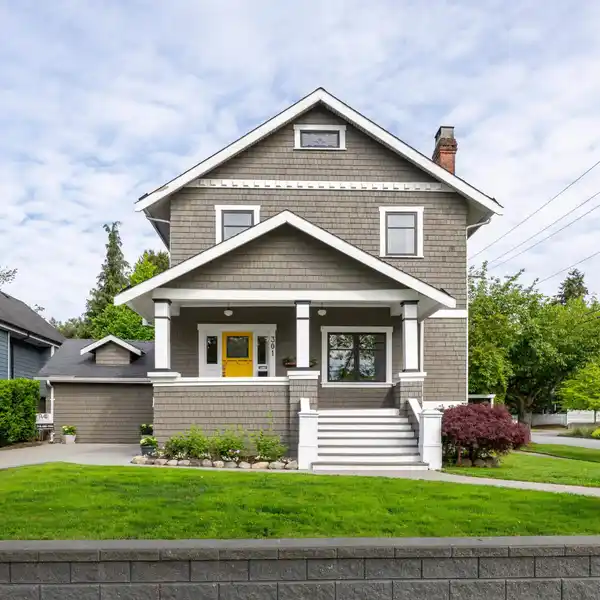 BEAUTIFULLY RENOVATED HOME IN THE HEART OF QUEENS PARK