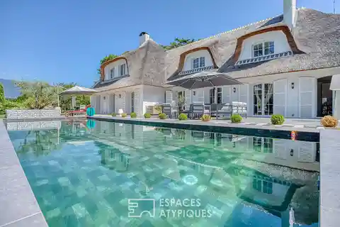 Elegant Tastefully Renovated Cottage