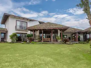 Monterán Greenside Home