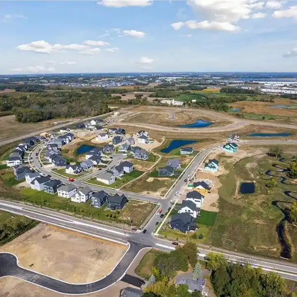 BEAUTIFUL NEW CONSTRUCTION IN DESIRABLE EVANSWOOD