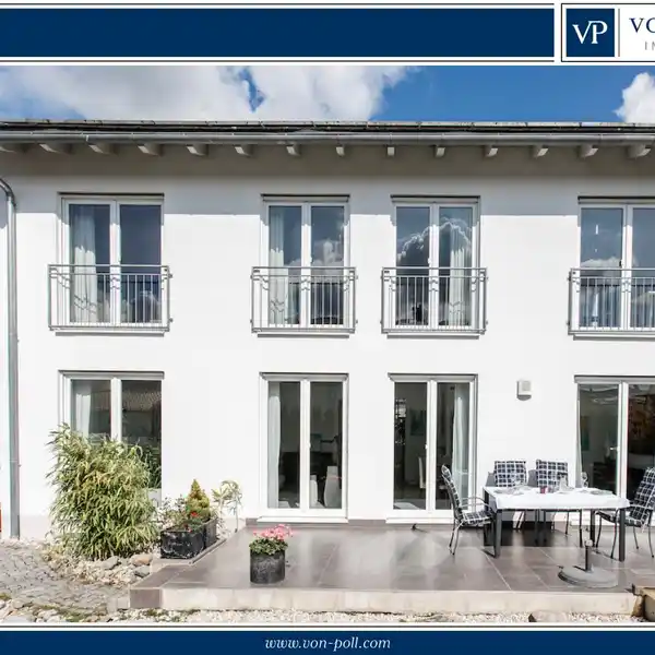 HIGH-QUALITY DETACHED HOUSE WITH WHIRLPOOL, DOUBLE GARAGE AND LARGE GARDEN