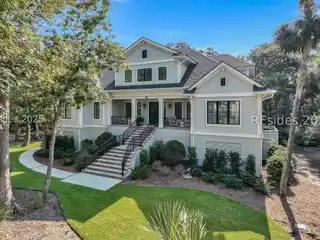 Luxury Coastal Living in Palmetto Dunes