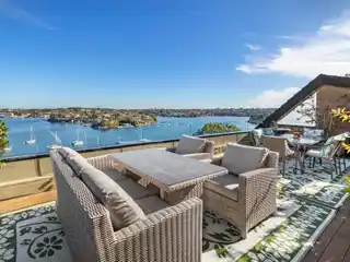 Immaculate Dual-level Apartment with Magnificent Views
