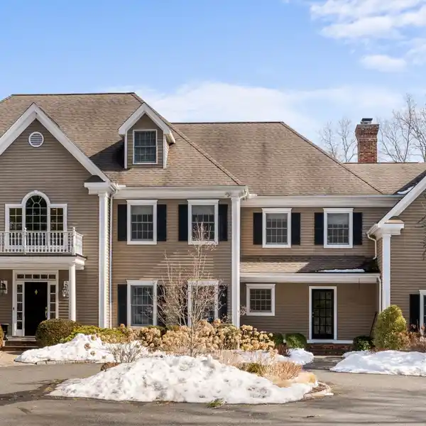 GORGEOUS TWO-ACRE PROPERTY IN SOUTH WILTON