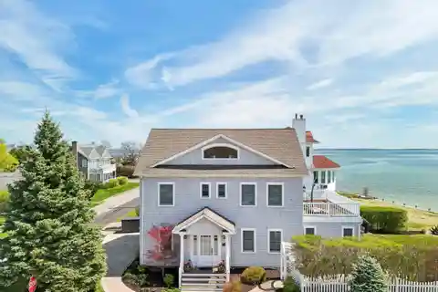 A True Coastal Gem