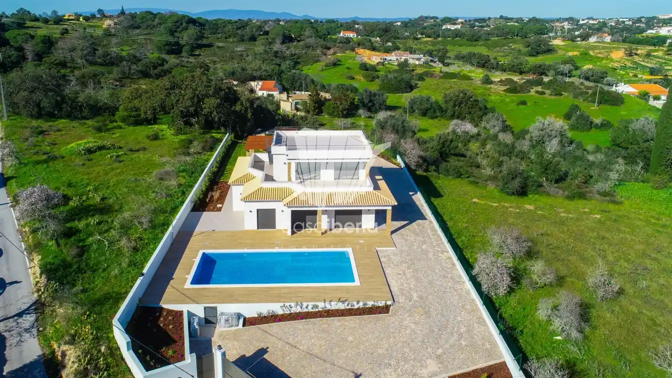 Renovated Luxury Villa in Vale D'el Rei