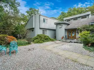 Rare North Shore Retreat