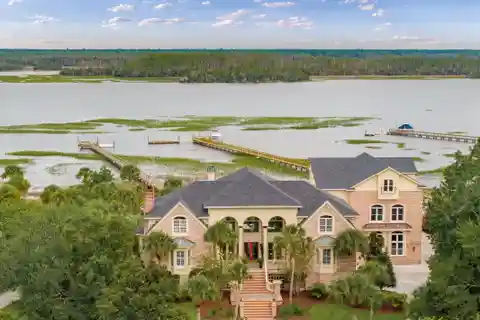 Phenominal Waterfront Estate with Private Dock