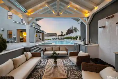 Stunning Private Retreat - Rancharrah Estate