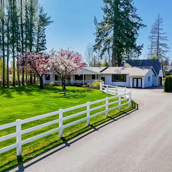 STUNNINGLY RENOVATED AND SPRAWLING RESIDENCE IN THE HEART OF SALMON RIVER