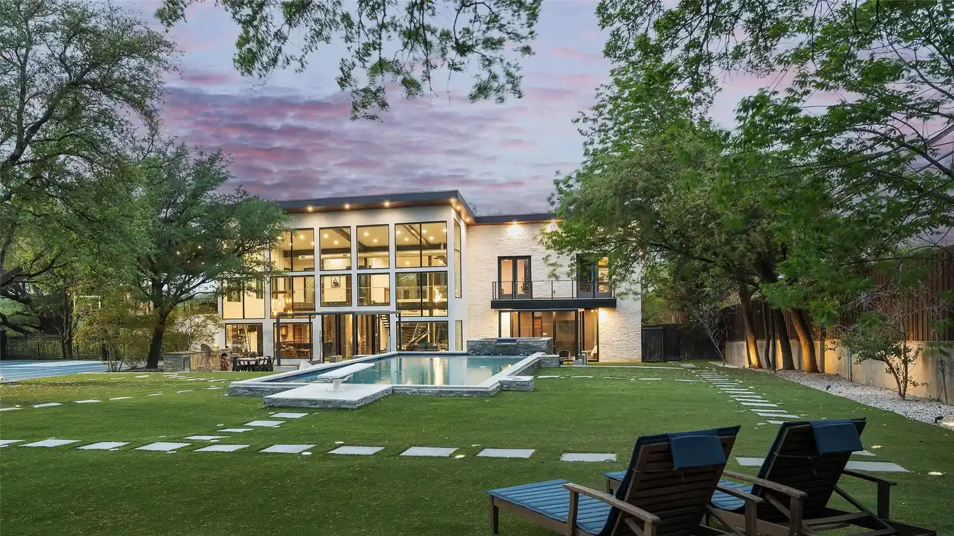 One-of-a-kind Modern Home in Hillcrest Estates