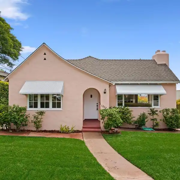 CHARMING 1932 RIVIERA GEM WITH OCEAN VIEWS