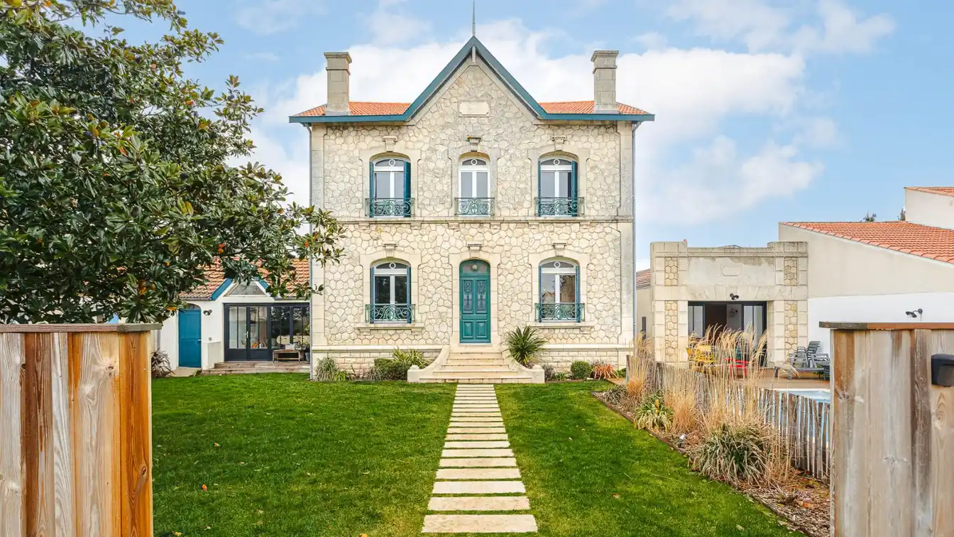 Exceptional 1930 Villa