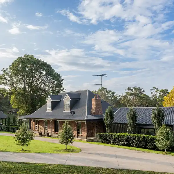 PRIVATE 17.4-ACRE PROPERTY