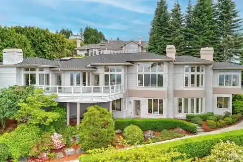 Exceptional Home with Breathtaking Panoramic Views