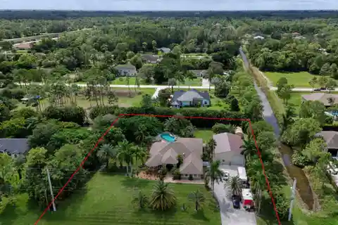 Private Paradise on 1.37 Acres