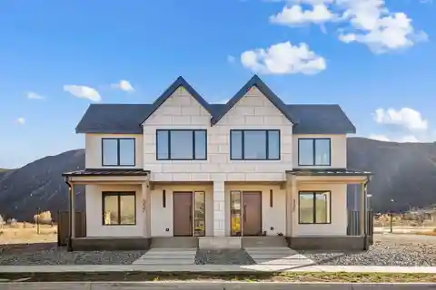Newly Completed Duplex in Stotts Mills