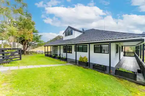 Tranquil 85-Acre Estate Minutes from Silverdale