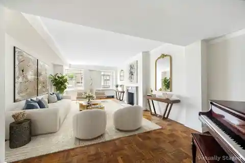 Sun-drenched Fifth Avenue Classic 7