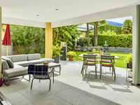 SPACIOUS CONTEMPORARY HOME WITH A LARGE GARDEN