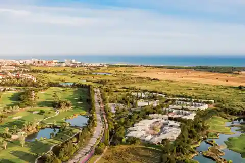 Contemporary Townhouse with Refined Architectural Details