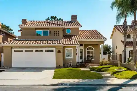 Immaculate Upgraded Home with Lake Mission Viejo Access