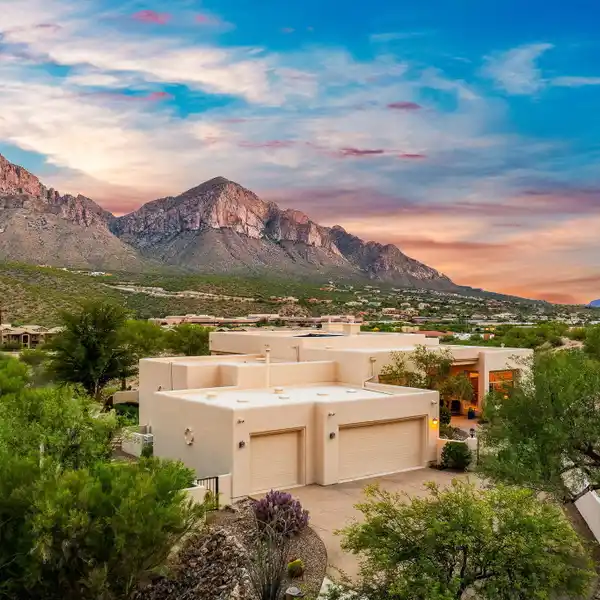 DESERT SANCTUARY ON MORE THAN FIVE ACRES