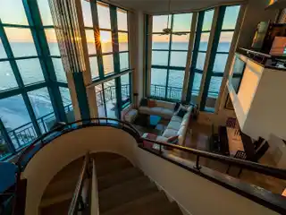 Sky-high Luxury Beachfront Living