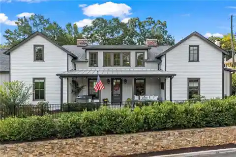 Sophisticated Residence in the Historic Mill District