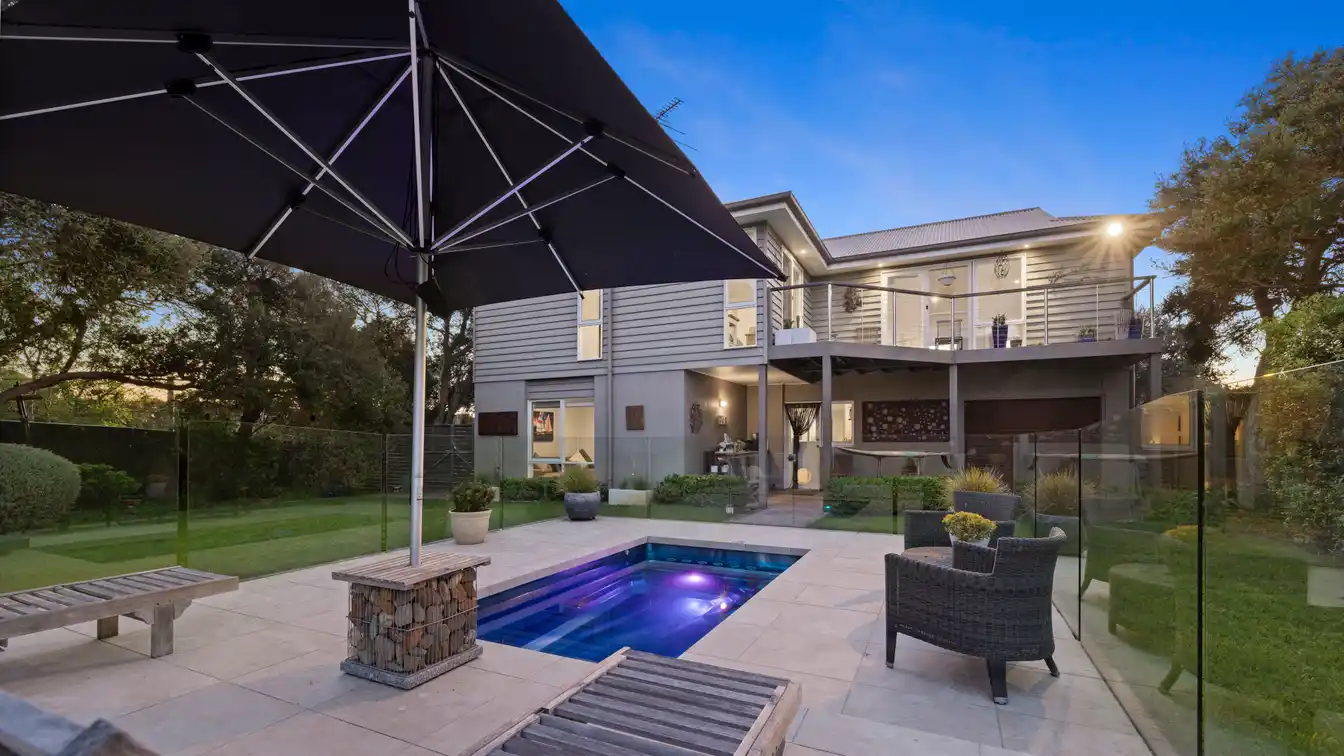 Superb Five-bedroom Home