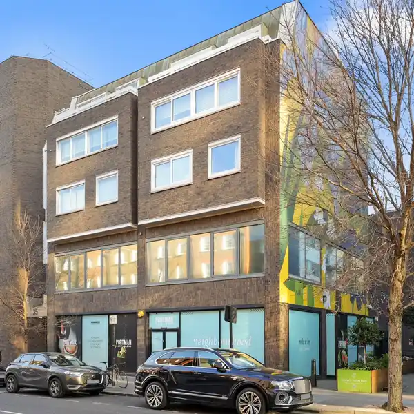 MODERN FOUR-BEDROOM DUPLEX
