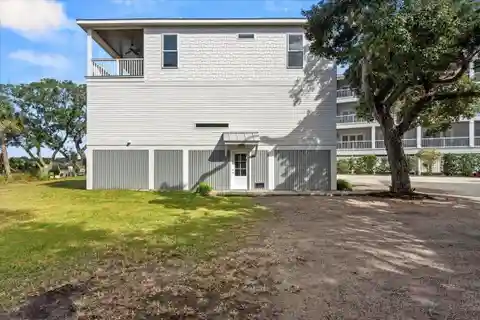 Incredible New Construction Home in Captain Quarters