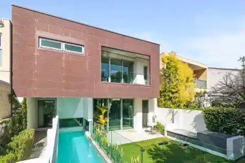 Stylish Ultra-Modern Home