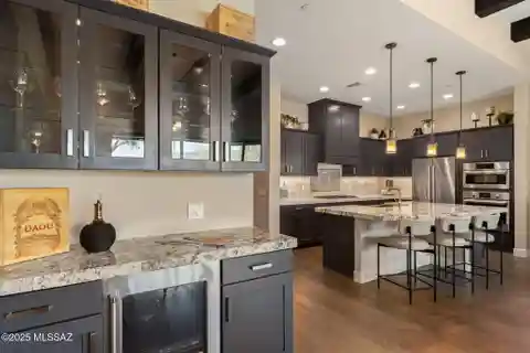 Upgraded Golf Villa with Captivating Mountain Views