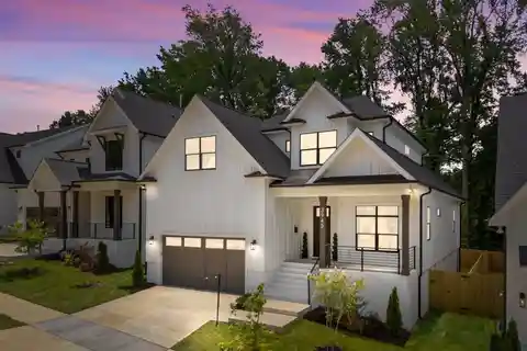 Beautifully Designed Home in the Enclave at Enderly Park