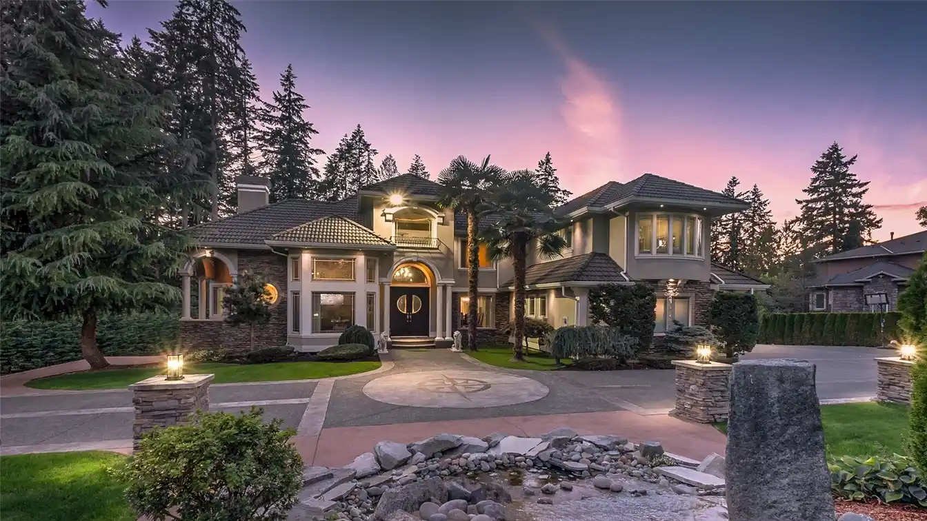 Grand Estate on Resort-like Property