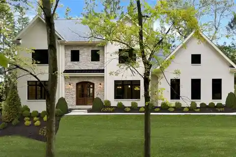 Luxurious New Construction Opportunity