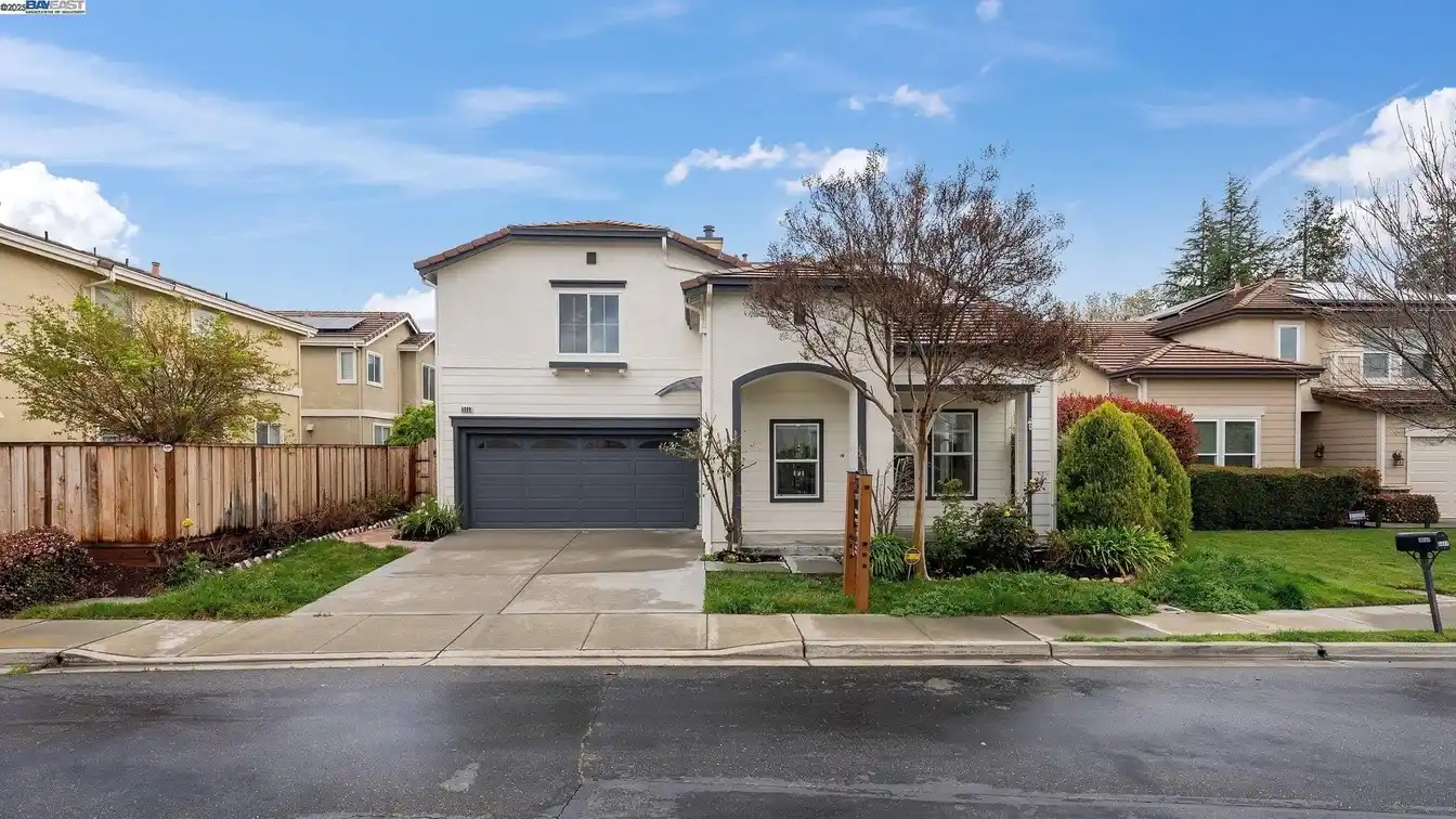Stunning Home in Summer Glen