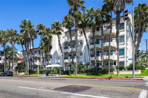 Rare Corner Ocean View Luxury