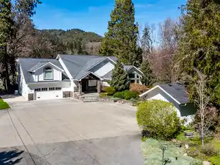 Tranquility and Modern Comfort