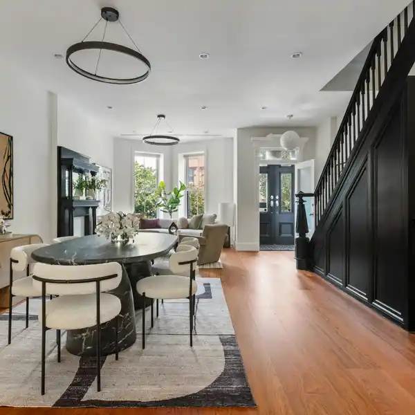 MODERN ELEGANCE MEETS BROOKLYN CHARM | RESTORED BROWNSTONE WITH OUTDOOR OASIS
