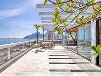 BEAUTIFUL PENTHOUSE FACING IPANEMA BEACH