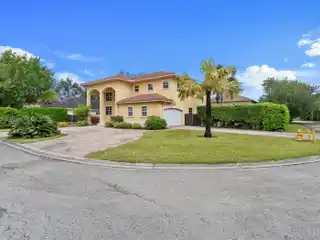 Beautiful Home with a Fantastic Pool