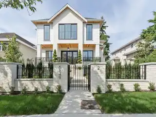 One-Of-A-Kind Duplex in Desirable South Cambie