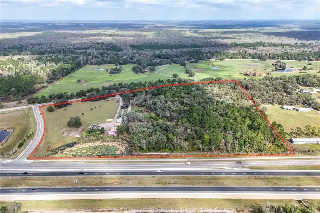Versatile 26-acre Property