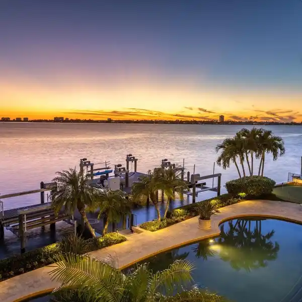 EPITOME OF LUXURY LIVING ON THE SARASOTA BAY
