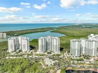 Spacious Open-concept Three Bedroom at the Grande Excelsior